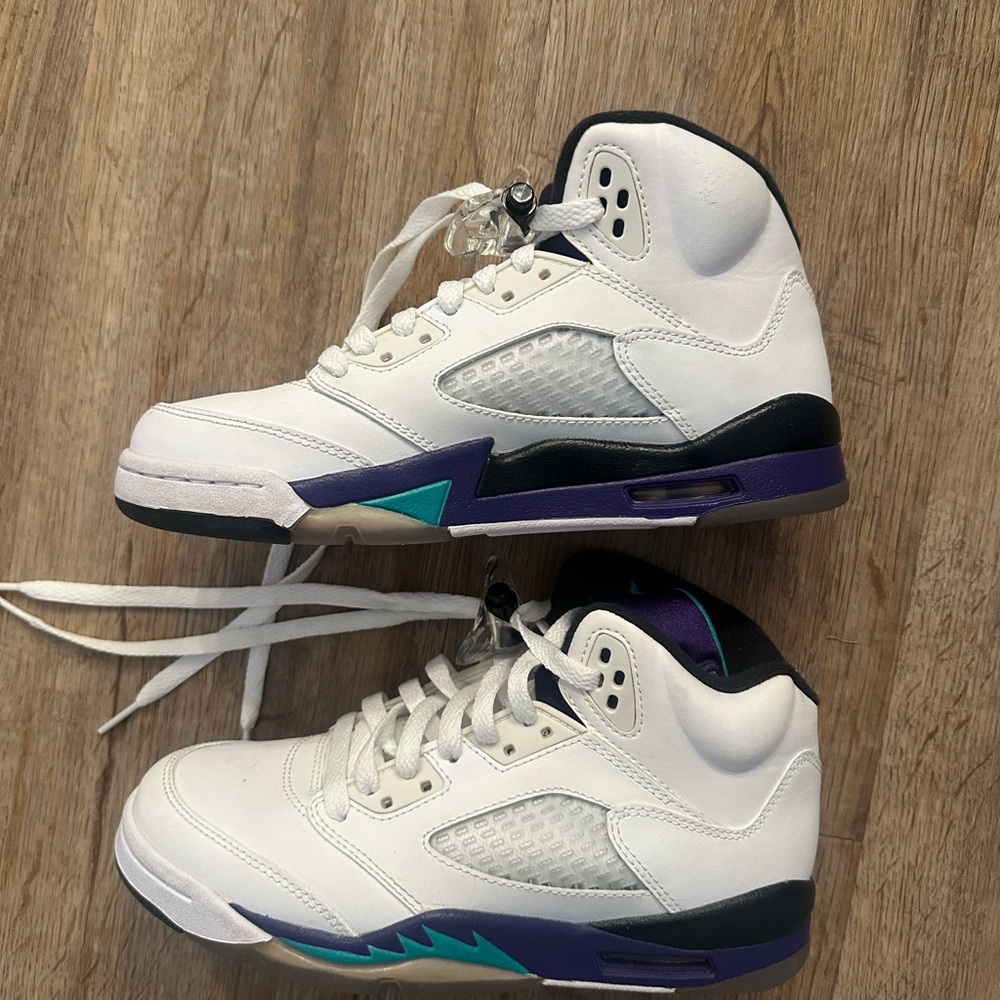 Nike Air Jordan 5 Retro "Grape" Kids - Picture 4 of 12